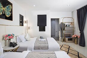 Nariya Bayfront Phuket