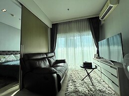 Residence Veranda By Thita