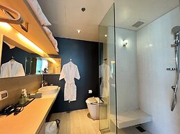 Residence Veranda By Thita