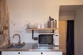 Higgihaus Apt1 36 37 Royal York Cres