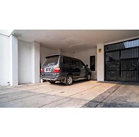 OYO 94143 Mahagoni House Syariah