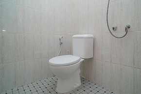 OYO 94143 Mahagoni House Syariah