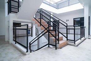 OYO 94143 Mahagoni House Syariah