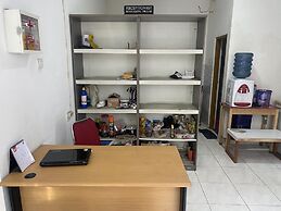 OYO 94143 Mahagoni House Syariah