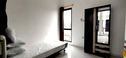 OYO 94143 Mahagoni House Syariah