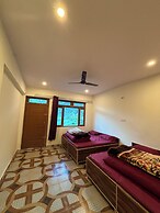 Kuari Pass Inn