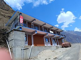 Kuari Pass Inn