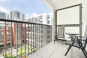 Elegant Apartment for 4 by Renters