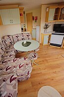 Comfortable Mobile Home in the Countryside