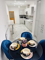 Chaucer House Retreat - Leicester