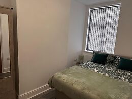 Chaucer House Retreat - Leicester