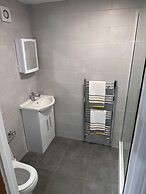 Chaucer House Retreat - Leicester