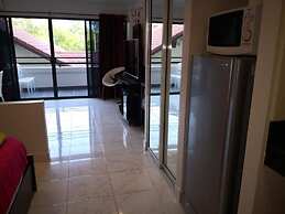 Room in Apartment - Jomtien Hill Resort Pratamnak 107