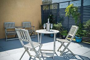 Sea Glass - 2 Bedroom Apartment - Manorbier