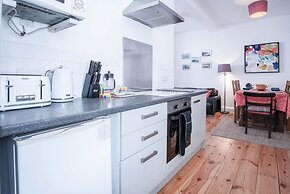 Sea Glass - 2 Bedroom Apartment - Manorbier