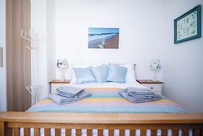 Sea Glass - 2 Bedroom Apartment - Manorbier