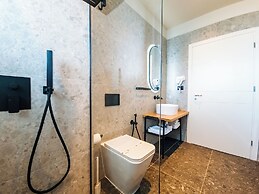 Sunset Shoreline Saranda Hotel