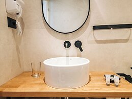 Sunset Shoreline Saranda Hotel