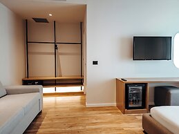 Sunset Shoreline Saranda Hotel