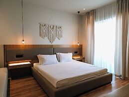 Sunset Shoreline Saranda Hotel