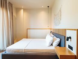 Sunset Shoreline Saranda Hotel