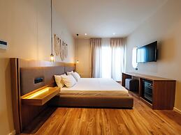 Sunset Shoreline Saranda Hotel