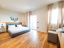 Sunset Shoreline Saranda Hotel