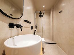 Sunset Shoreline Saranda Hotel