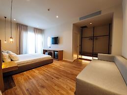 Sunset Shoreline Saranda Hotel