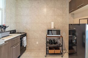 Polanco Flat - Laundry- Parking-elevator-sleeps 10