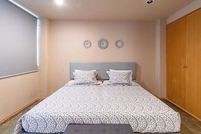 Polanco Flat - Laundry- Parking-elevator-sleeps 10