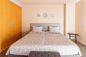 Polanco Flat - Laundry- Parking-elevator-sleeps 10