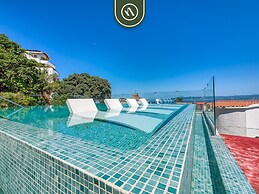 Sea View Residences 302