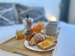 Happy Family Apartments Panorama