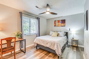 Pet-friendly Charlotte Home w/ Deck Near Uptown!