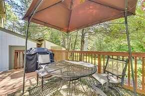 Pet-friendly Charlotte Home w/ Deck Near Uptown!