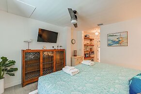 Marco Island Family Home: Pool, Lanai, Backyard!