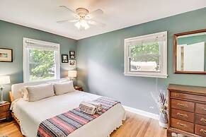 Pet-friendly Annapolis Home: Walk to Beach!