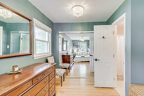 Pet-friendly Annapolis Home: Walk to Beach!