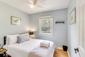 Pet-friendly Annapolis Home: Walk to Beach!