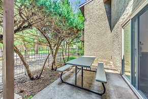 Relaxing Ruidoso Retreat: Walk to Midtown!