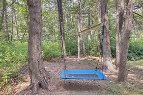 Cozy Boothbay Studio w/ Patio ~ 5 Mi to Harbor!