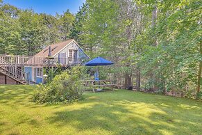 Cozy Boothbay Studio w/ Patio ~ 5 Mi to Harbor!