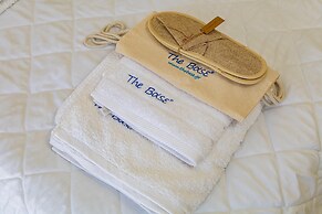 The Base- Homey, Affordable, in Good Location