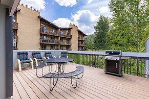 13 Liftside 3 Bedroom Townhouse by RedAwning