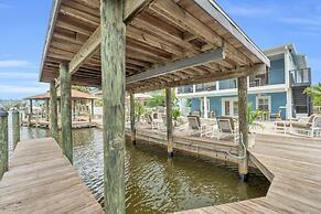 218 Primo Dr - Beach House 3 Bedroom Home by RedAwning