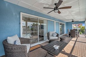218 Primo Dr - Beach House 3 Bedroom Home by RedAwning