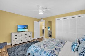 218 Primo Dr - Beach House 3 Bedroom Home by RedAwning