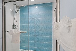 Beach Villas # 306 by RedAwning - 15% off through September 2024