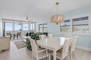 Beach Villas # 306 by RedAwning - 15% off through September 2024